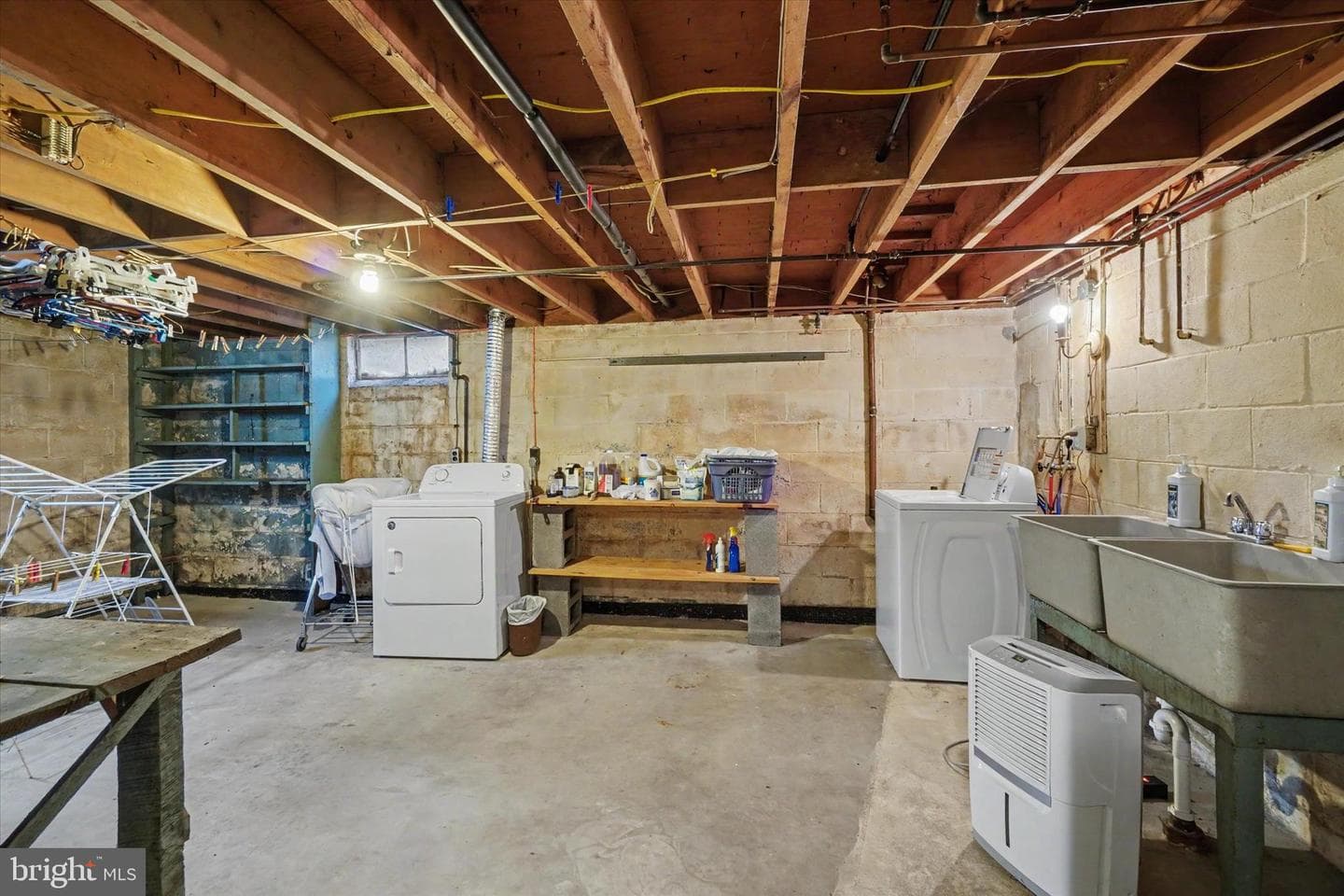 460 Skyview Drive photo 20