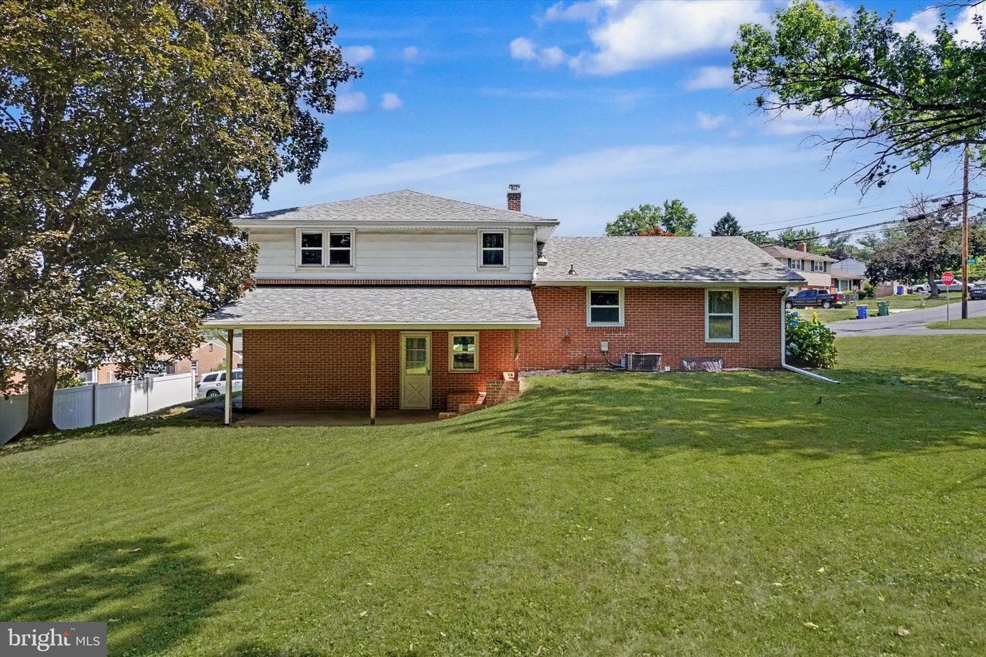 460 Skyview Drive photo 23
