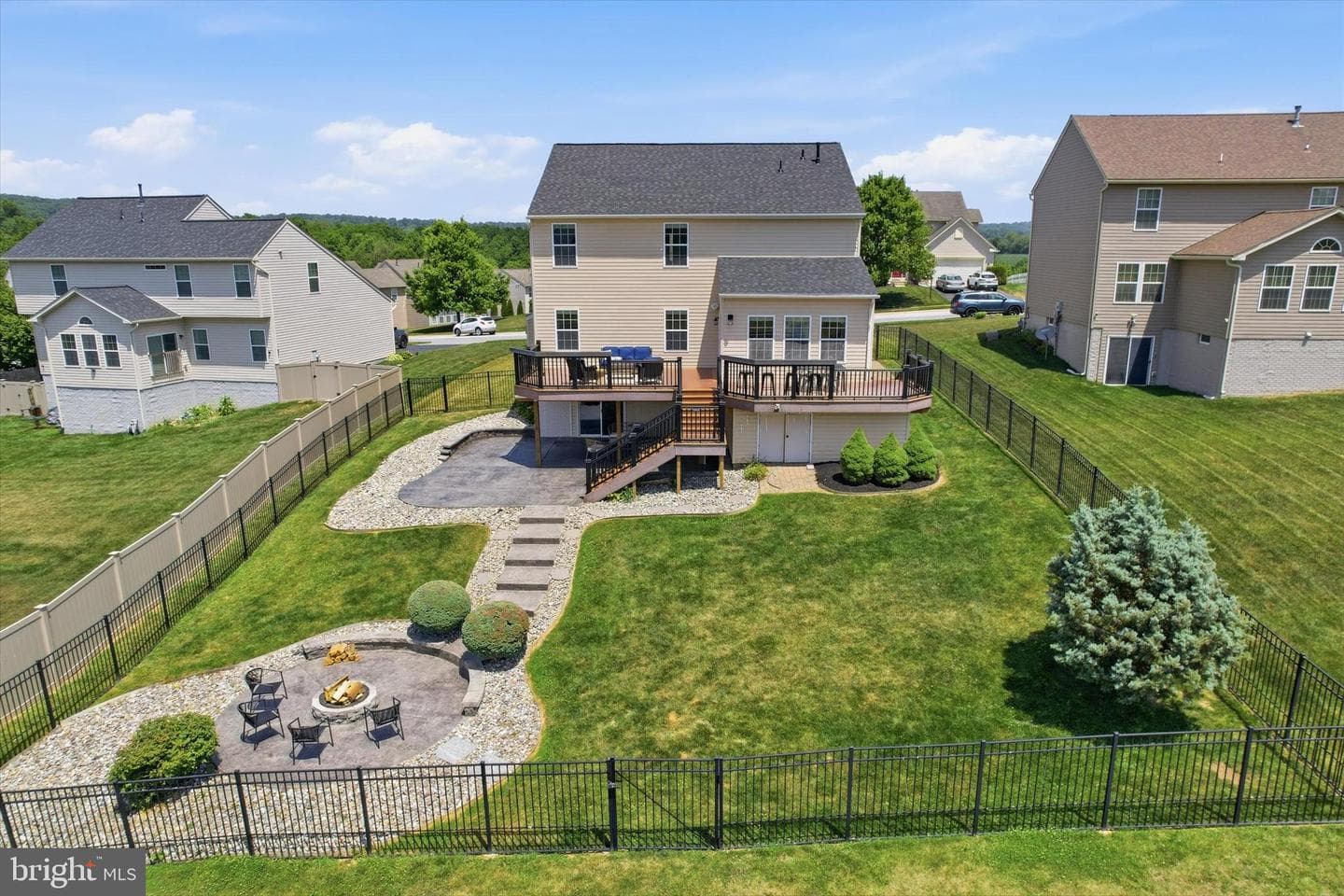 3504 Hardwood Terrace photo 4