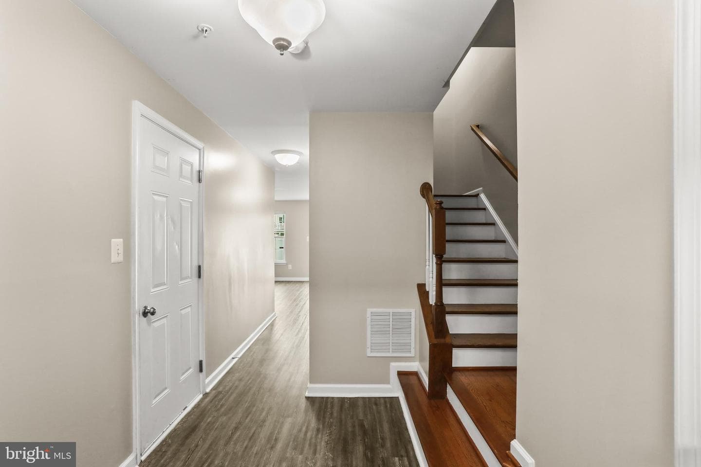 806 Blossom Drive photo 5