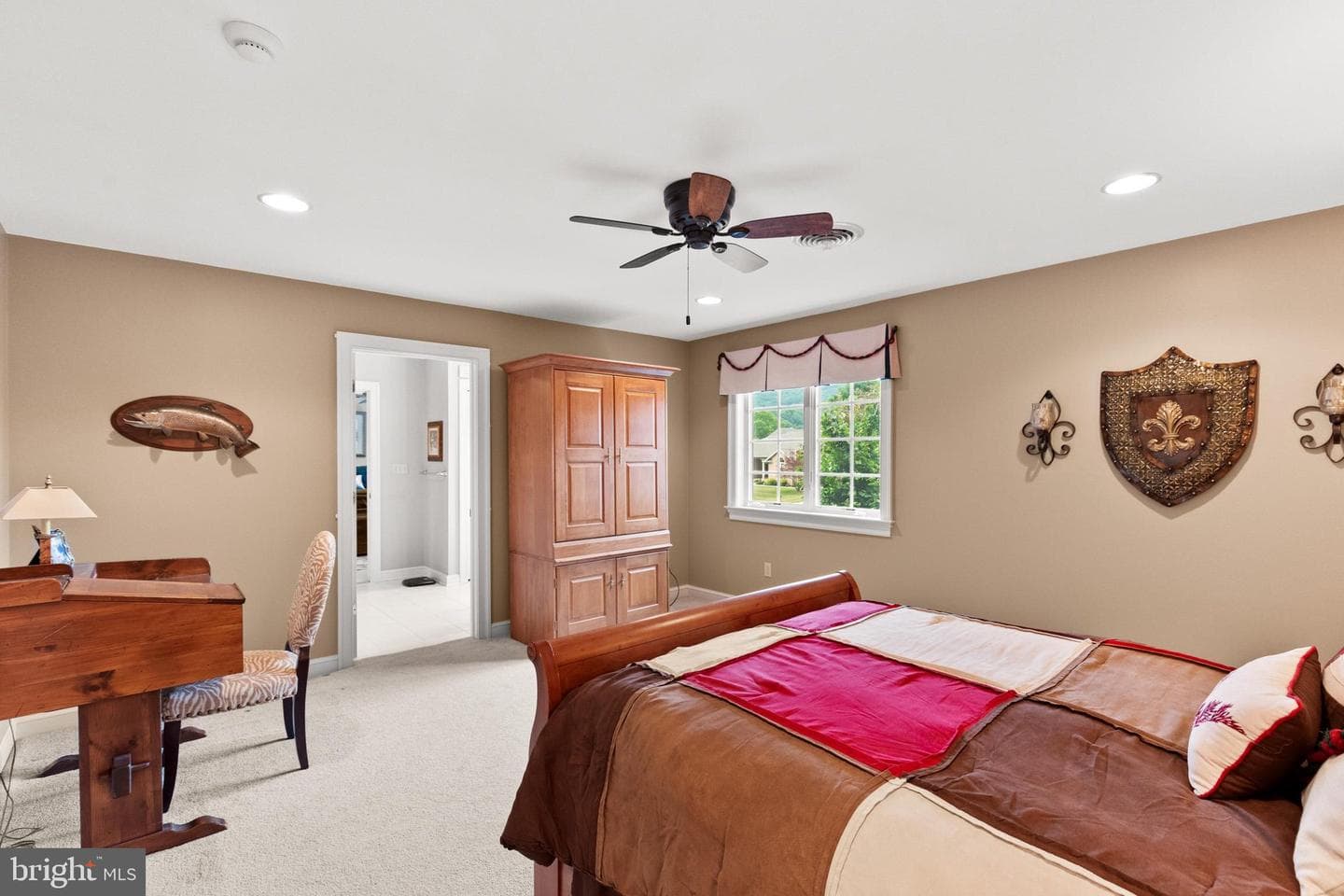 121 Madara Drive photo 53