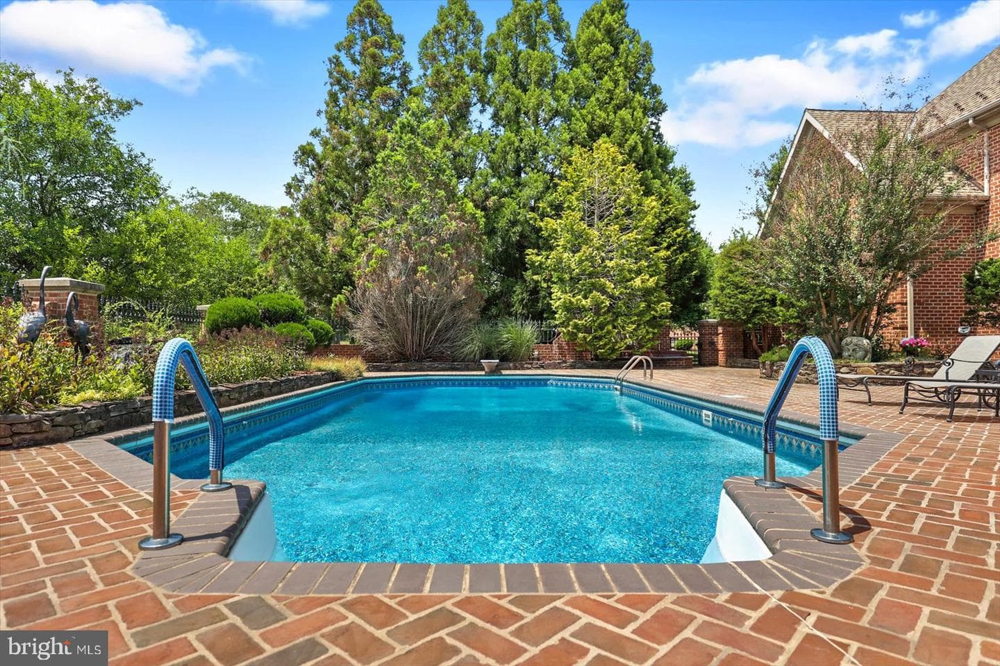 121 Madara Drive photo 68