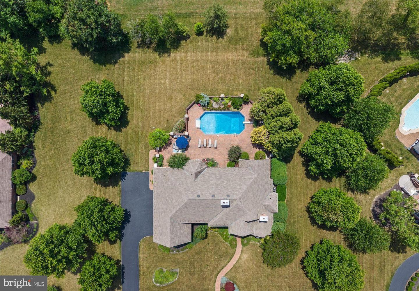 121 Madara Drive photo 78