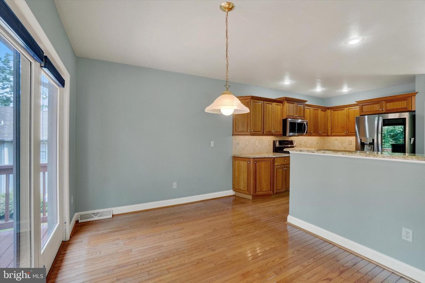 410 Sarah Woods Drive photo 16