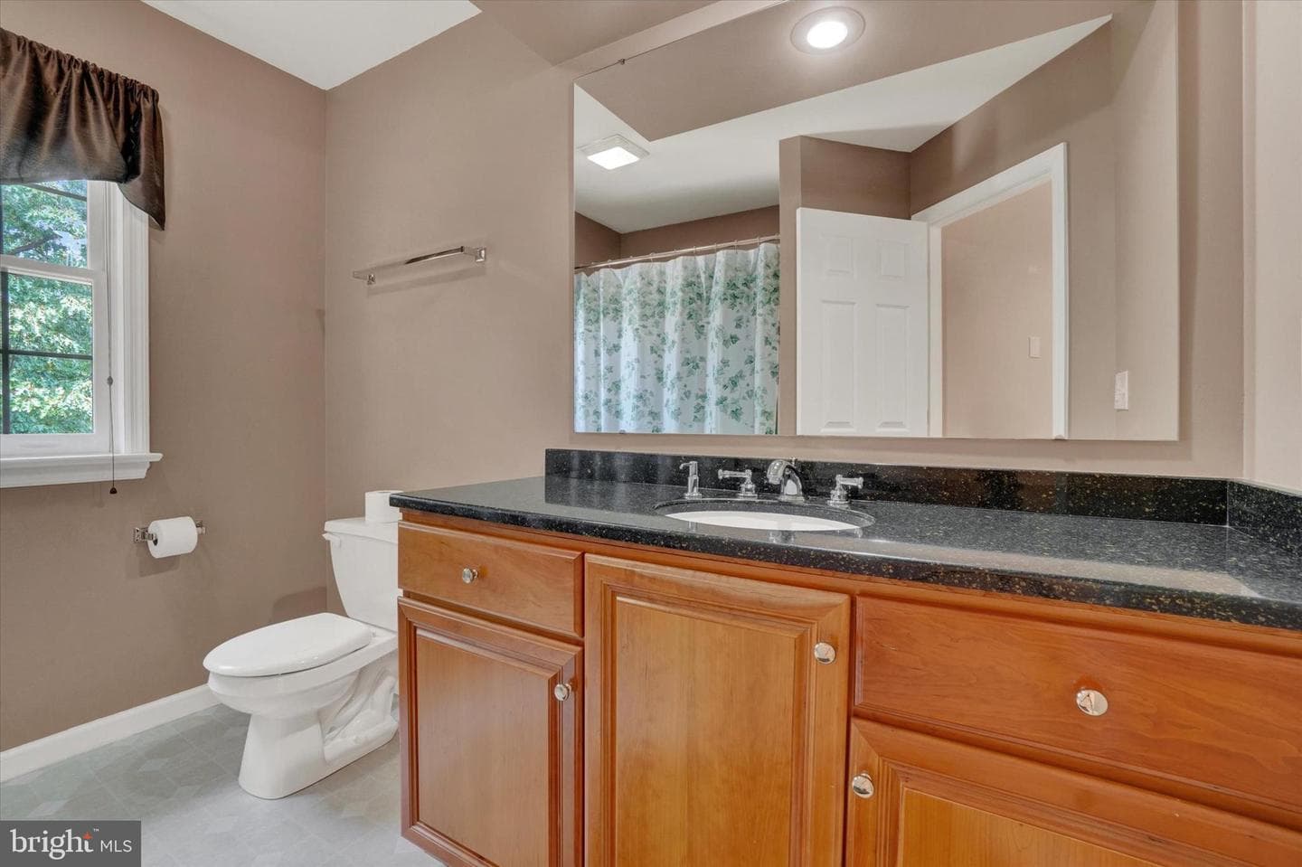 410 Sarah Woods Drive photo 23
