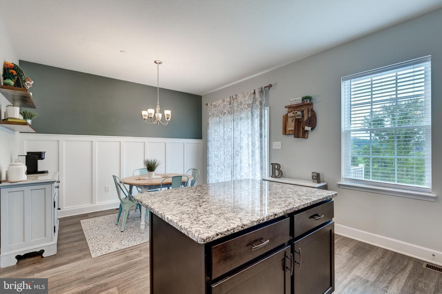 225 Holstein Drive photo 22