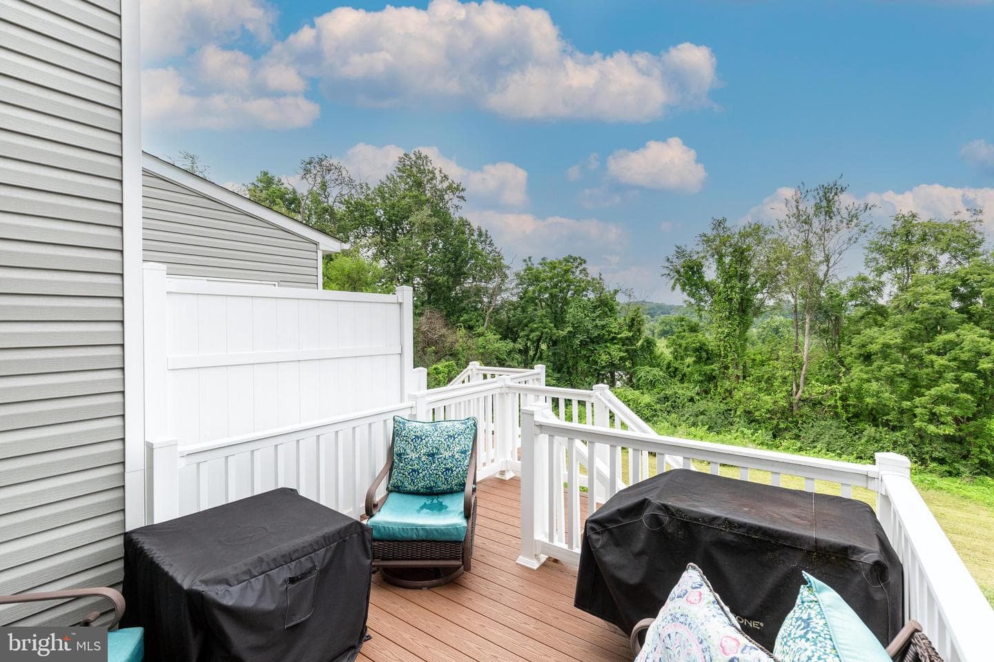 225 Holstein Drive photo 8