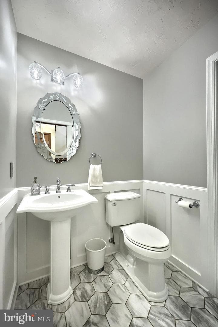 7714 Paradise Heights photo 16