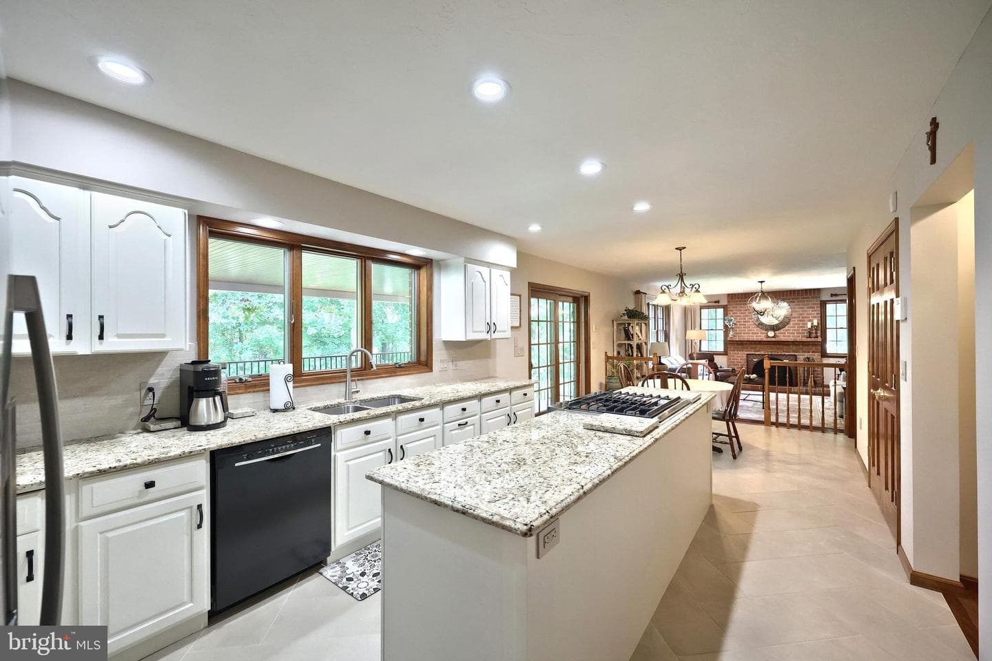 7714 Paradise Heights photo 20