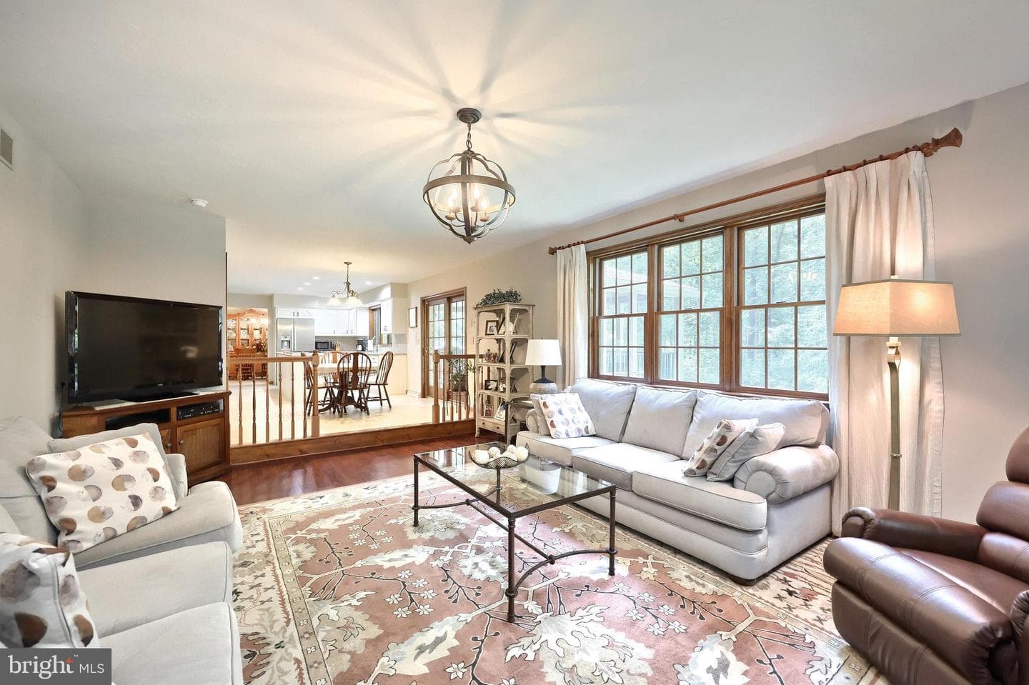 7714 Paradise Heights photo 26