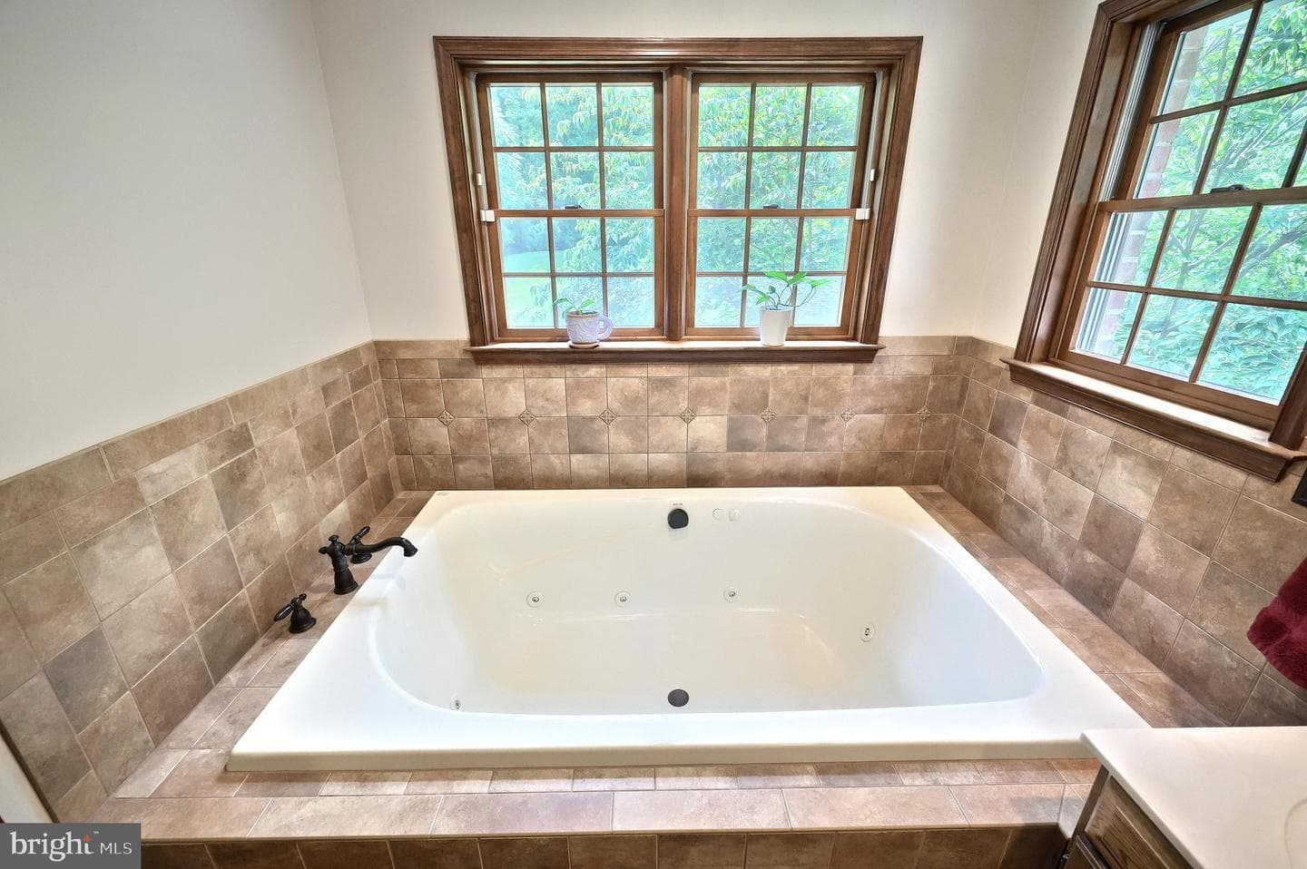 7714 Paradise Heights photo 34