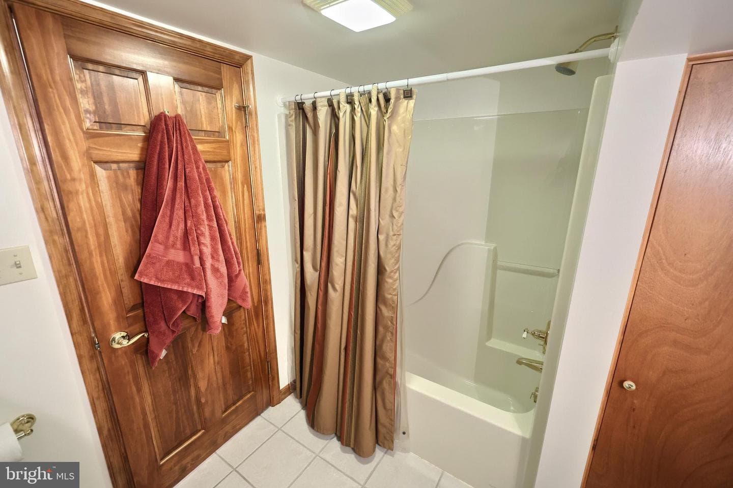 7714 Paradise Heights photo 54