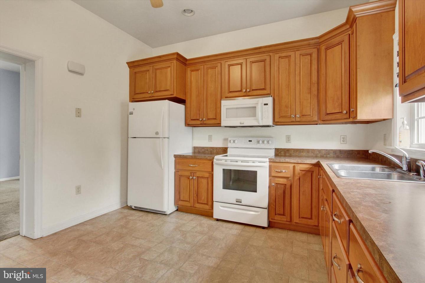 232 N Franklin Street photo 21