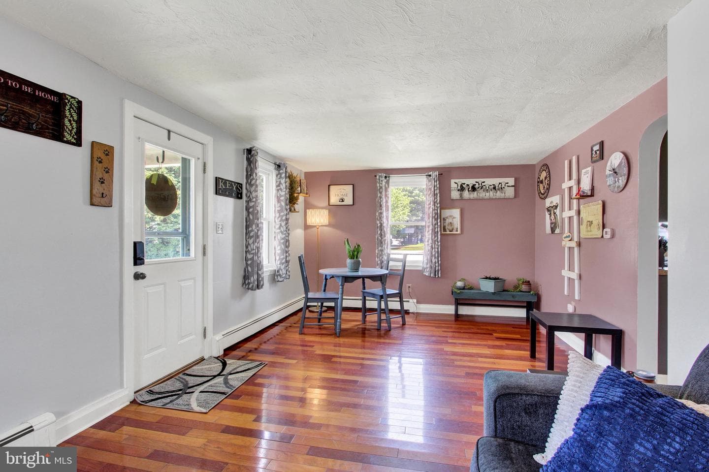 112 Fame Avenue photo 7