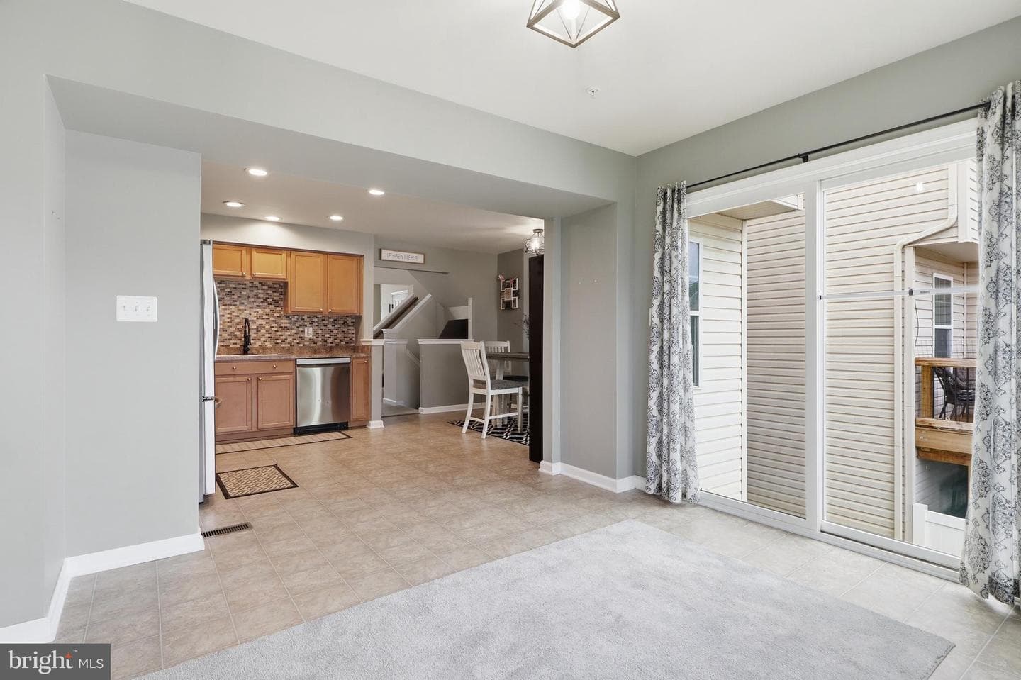 844 Blossom Drive photo 24