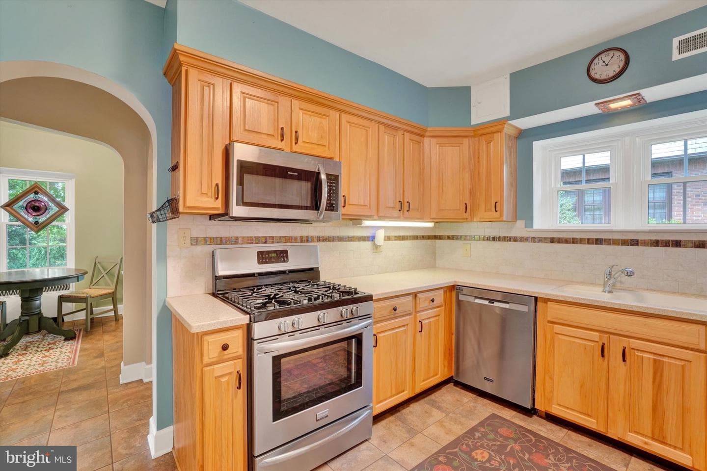 30 N Marshall Street photo 10