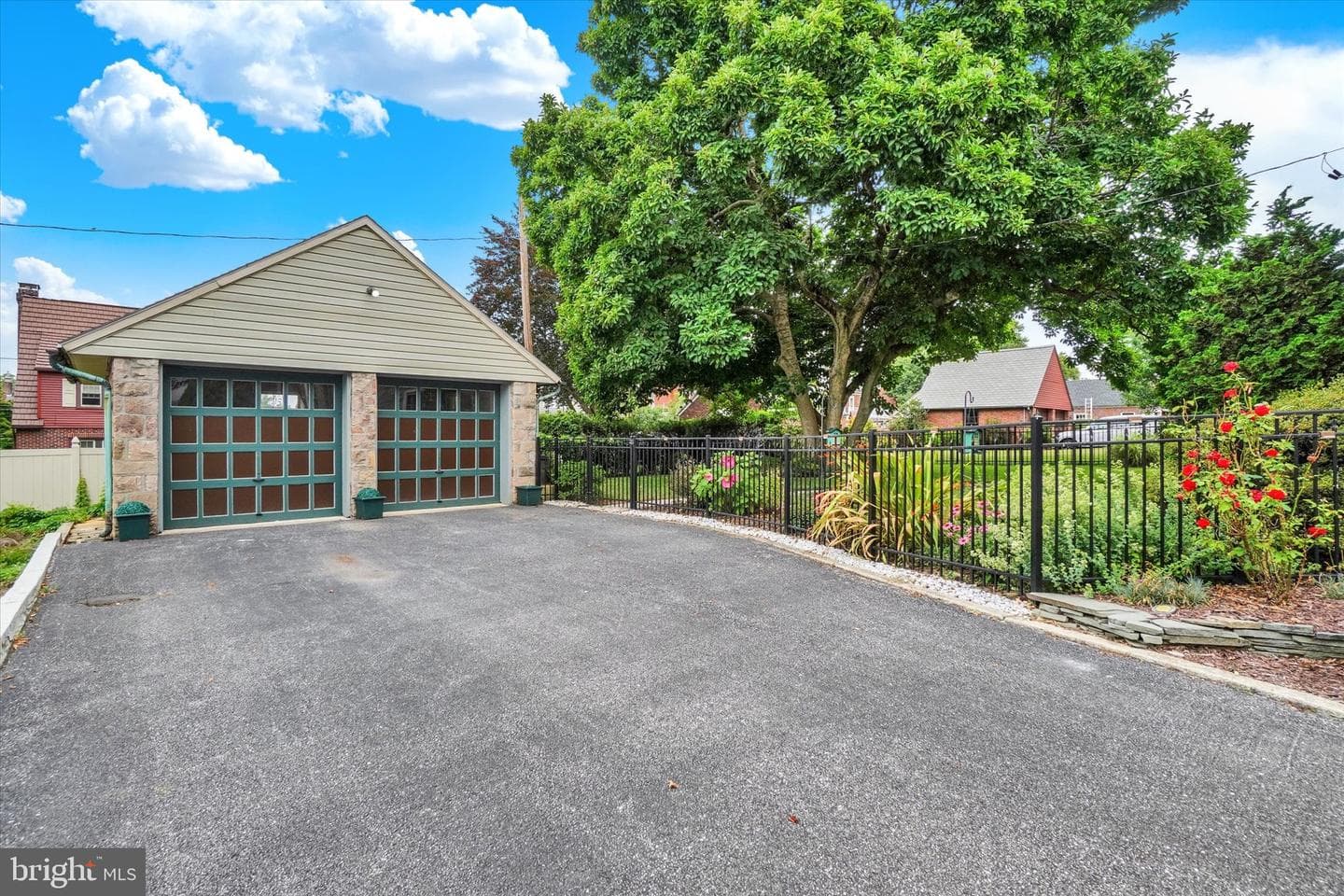 30 N Marshall Street photo 27