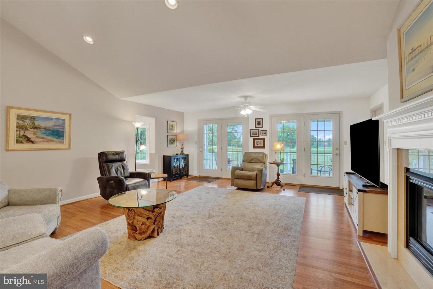 985 Detwiler Drive photo 8