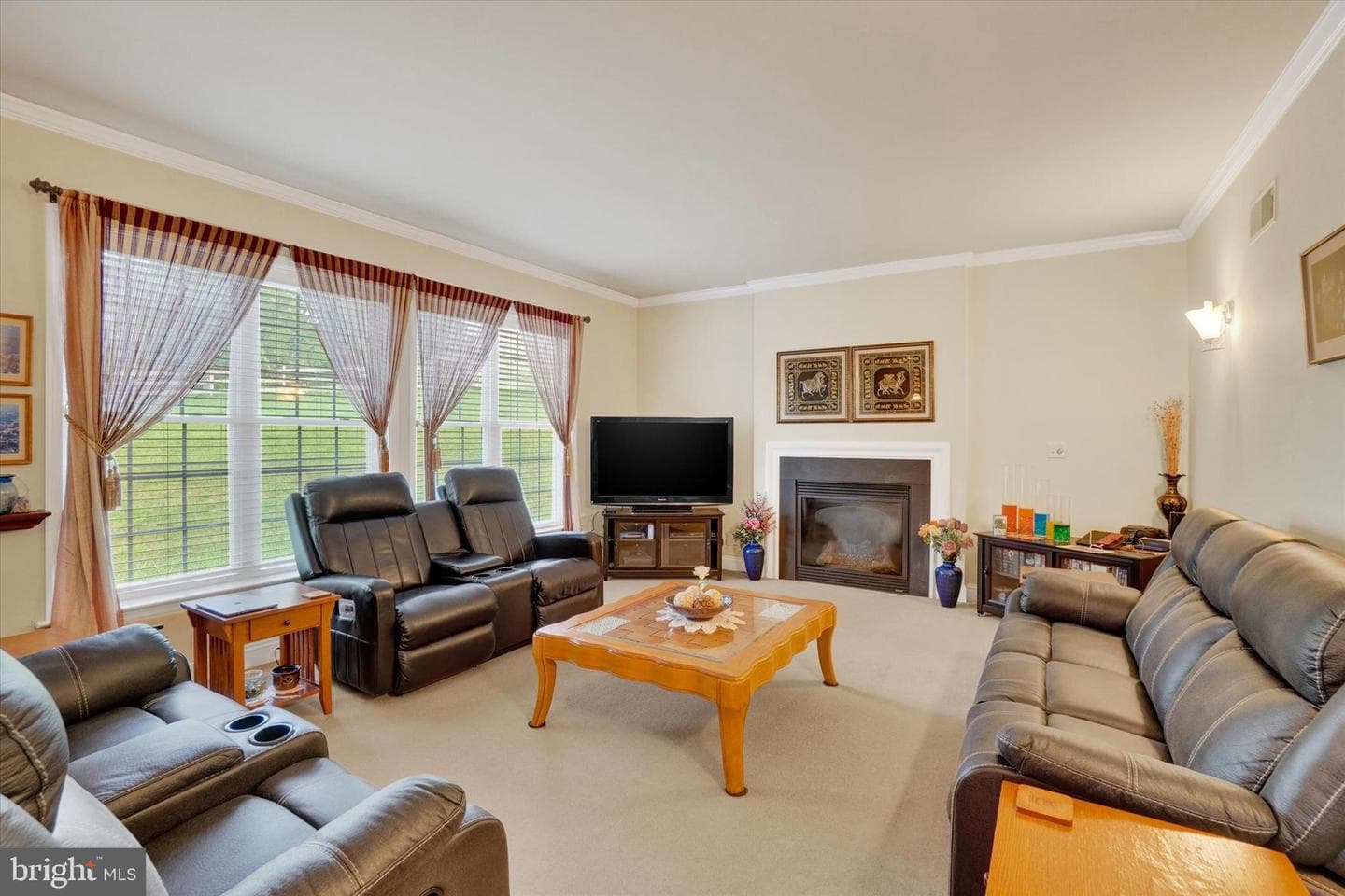 2082 Westbury Court photo 10