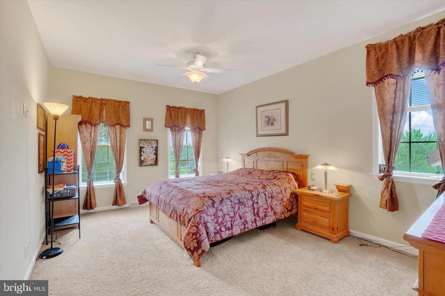 2082 Westbury Court photo 26