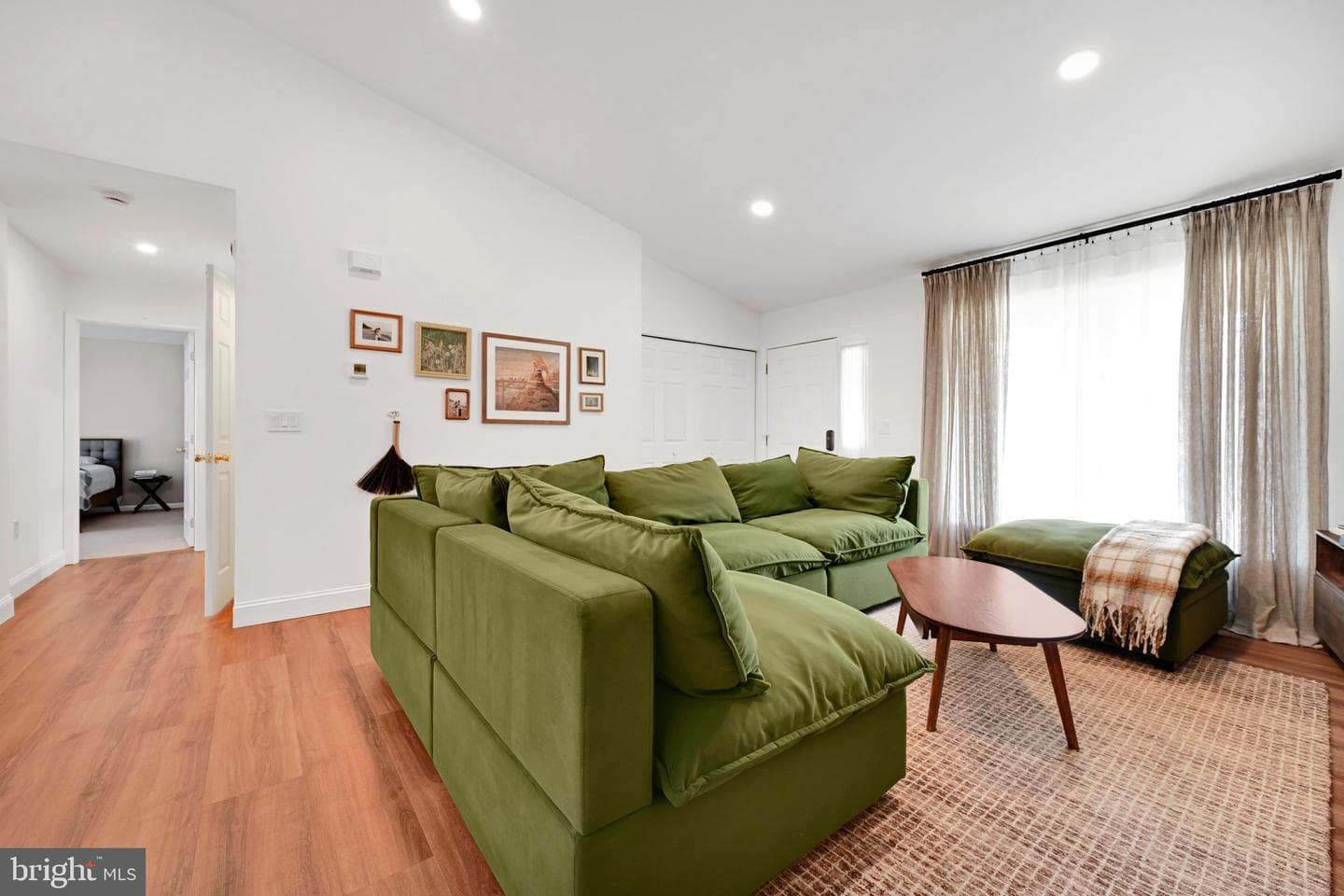 45 Thomas Drive photo 14