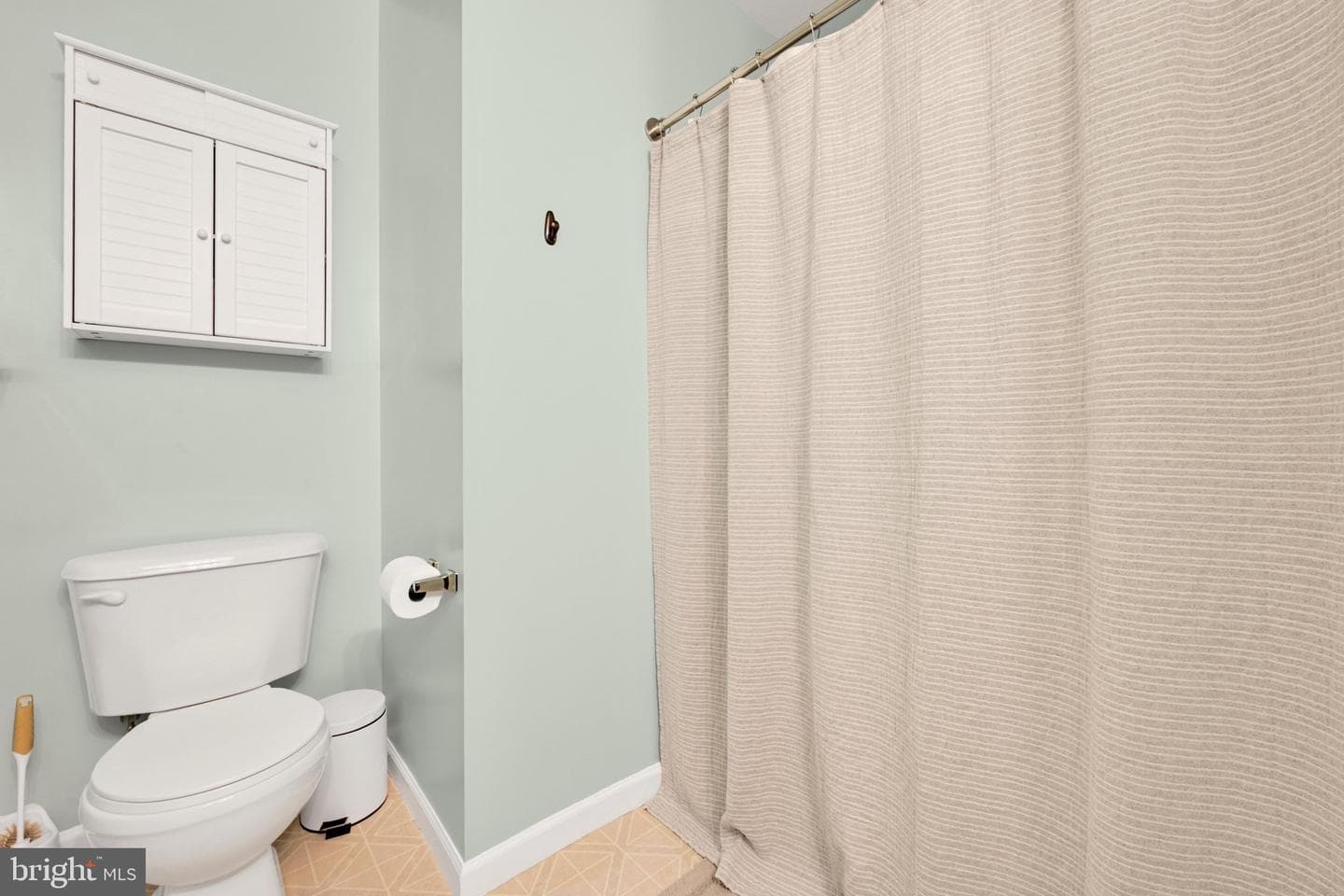 45 Thomas Drive photo 28
