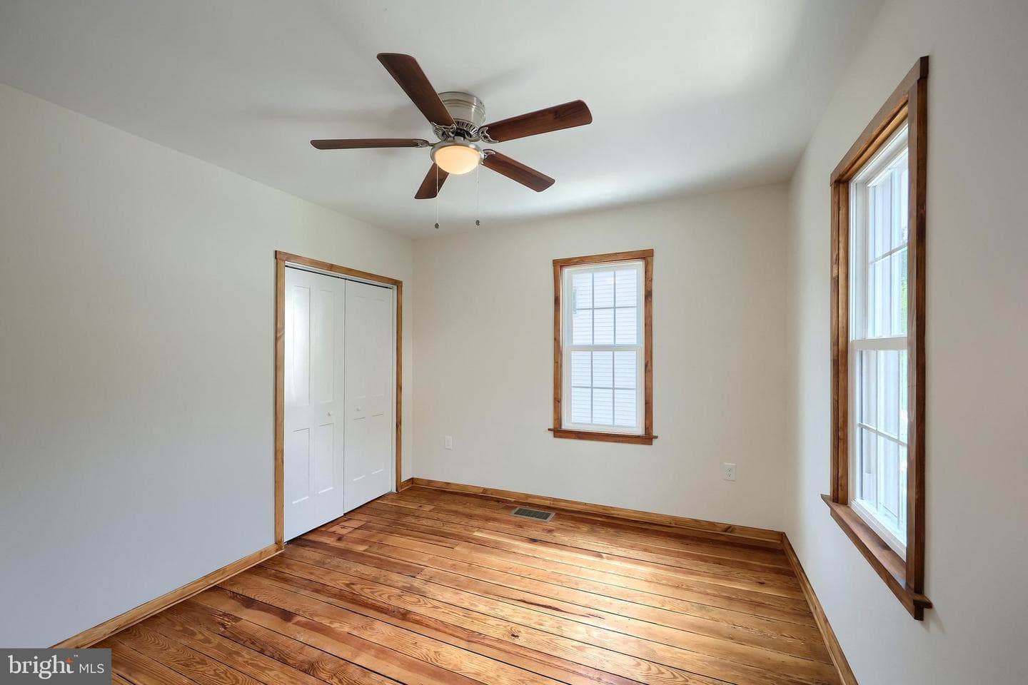 13 Maul Avenue photo 30