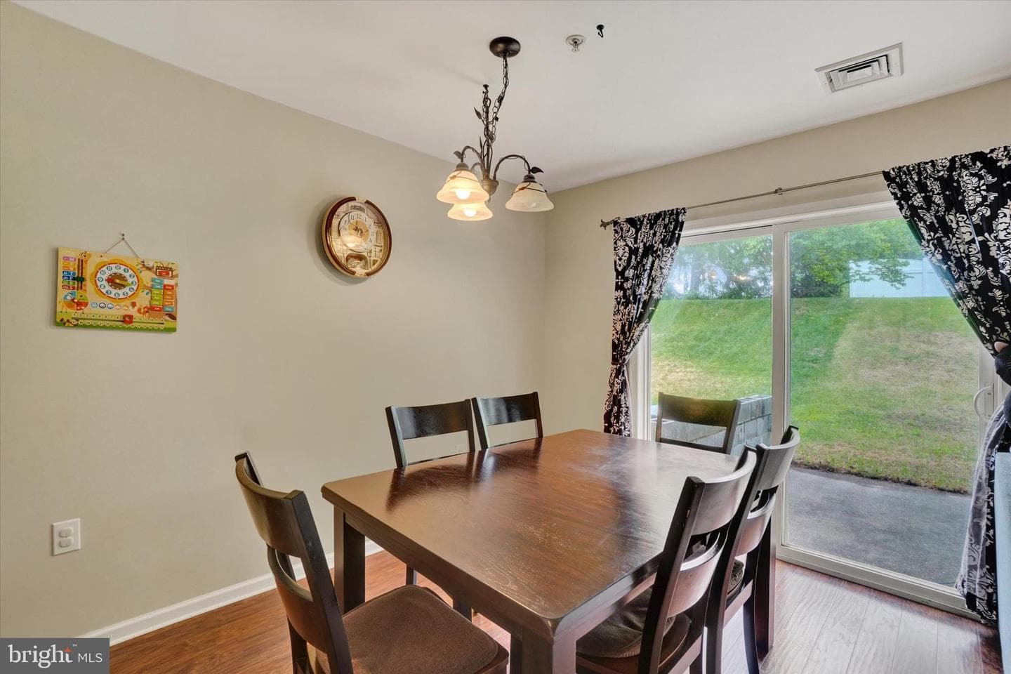 320 Fisher Drive photo 11