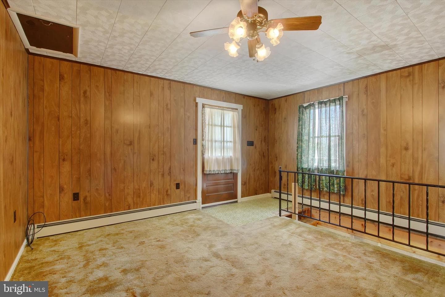 544 York Street photo 20