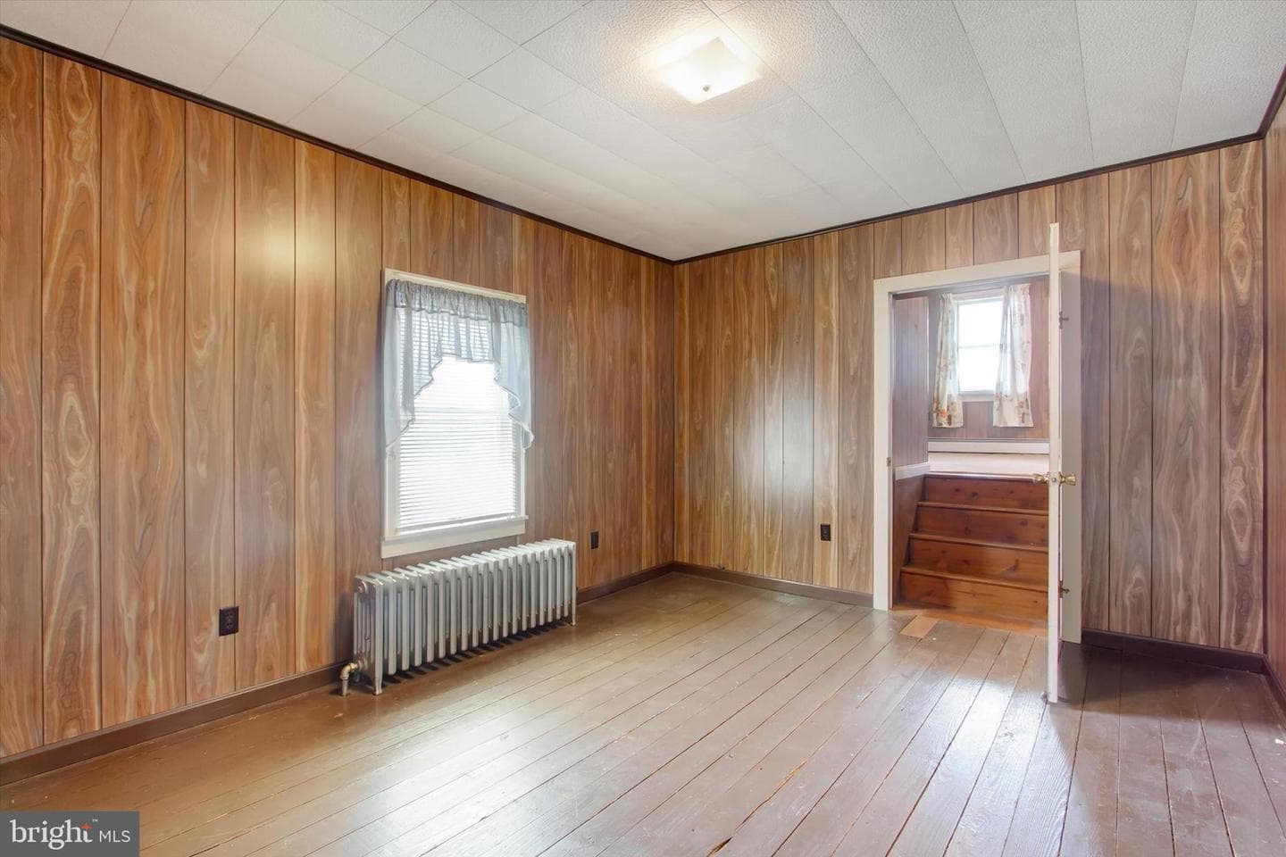544 York Street photo 33