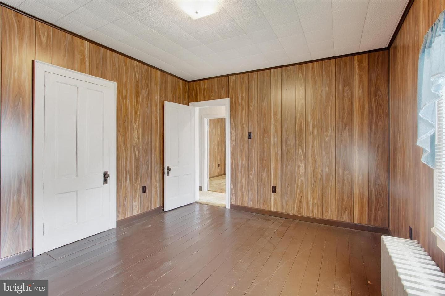 544 York Street photo 34