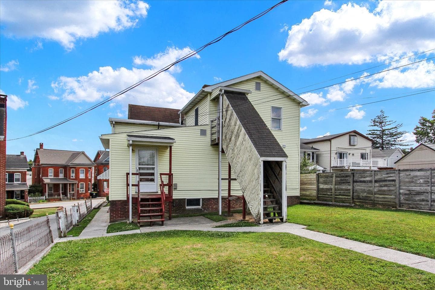 544 York Street photo 37
