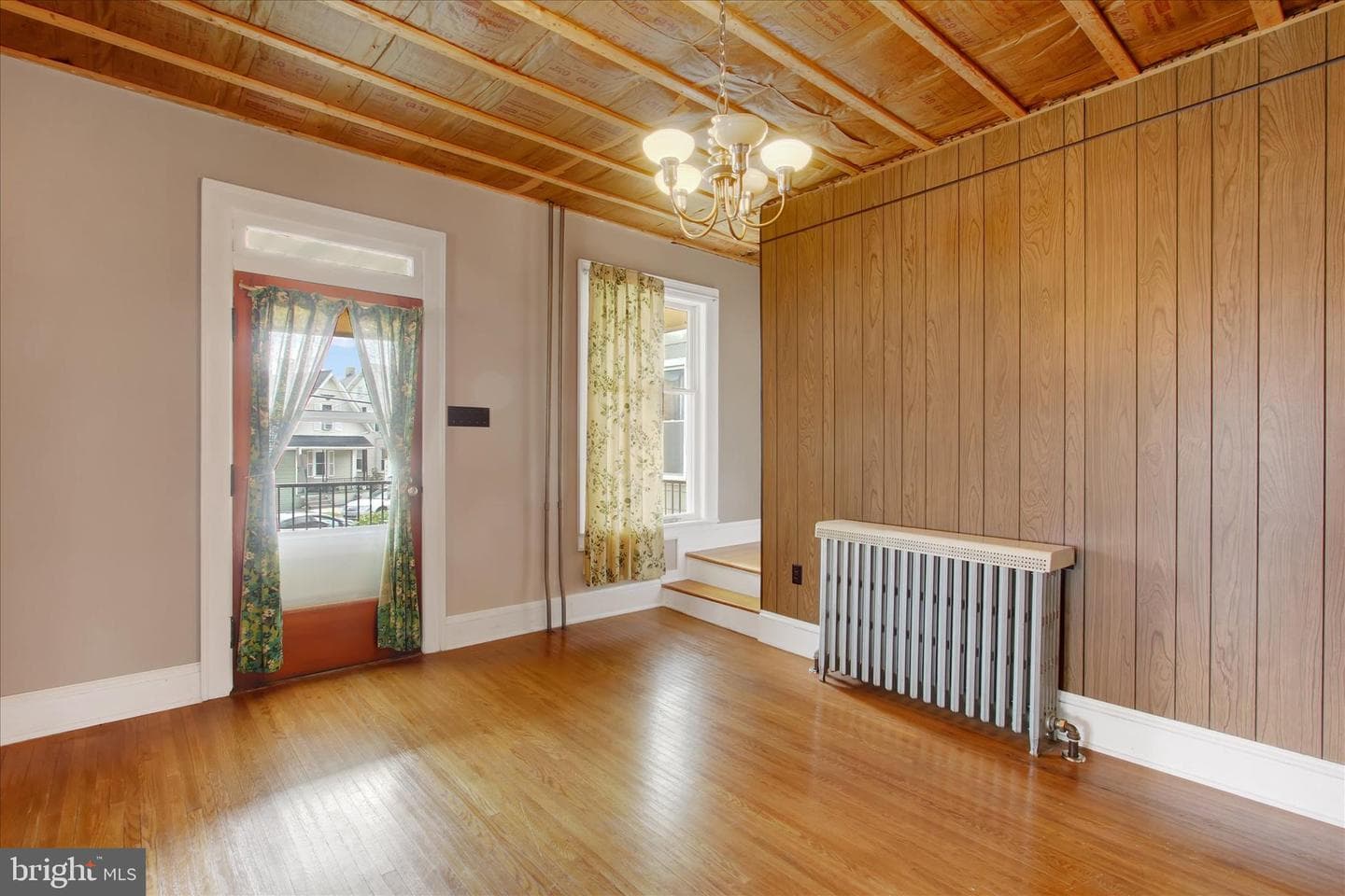 544 York Street photo 6