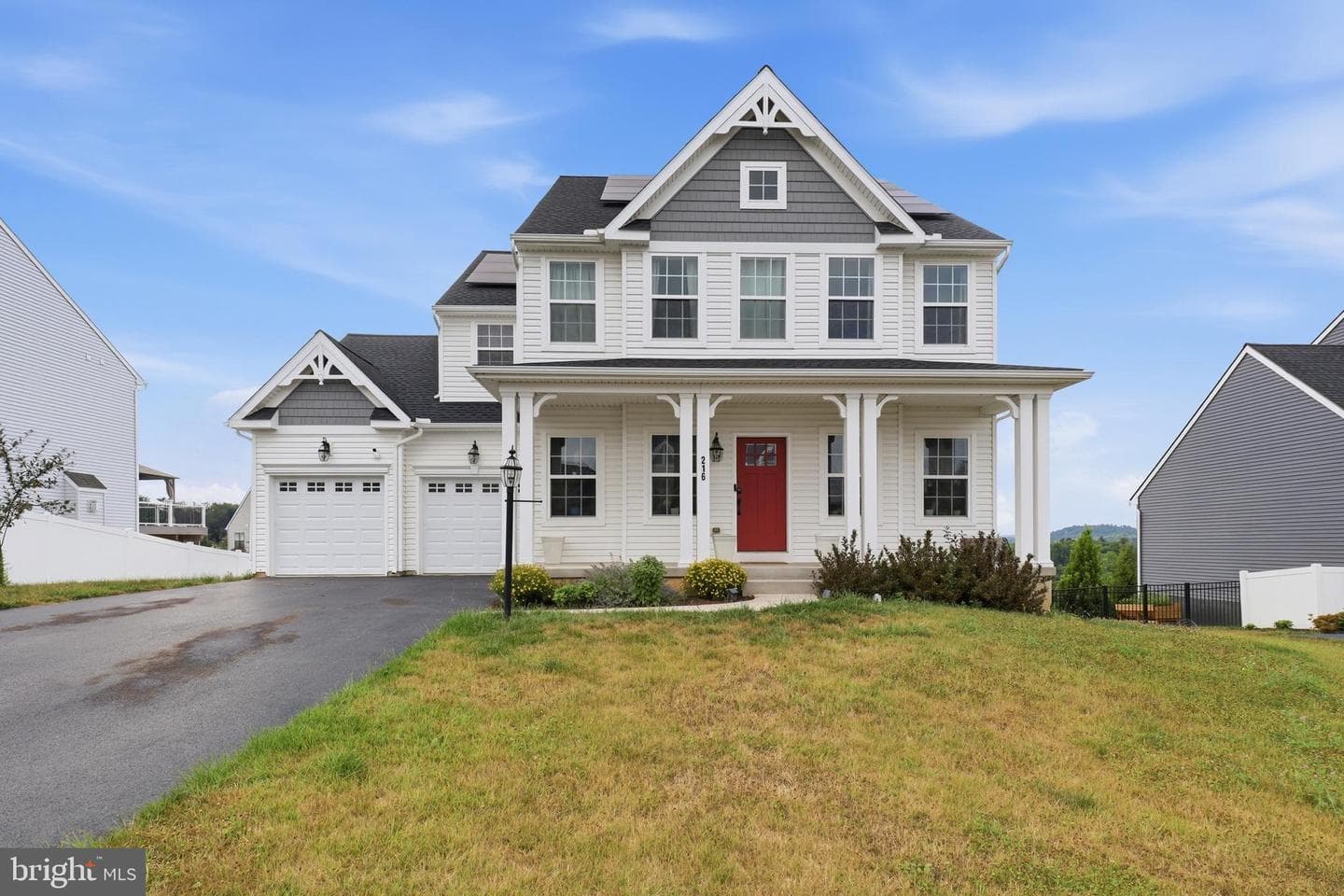 216 Hollyhock Drive, Manchester