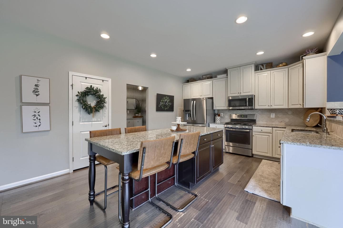 1229 Copper Beech Drive photo 8