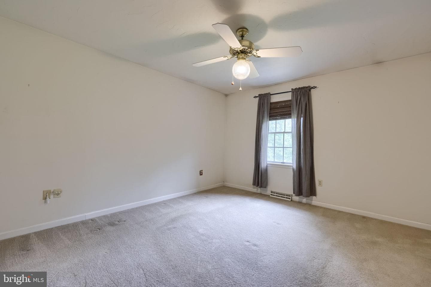 355 Roxberry Road photo 21