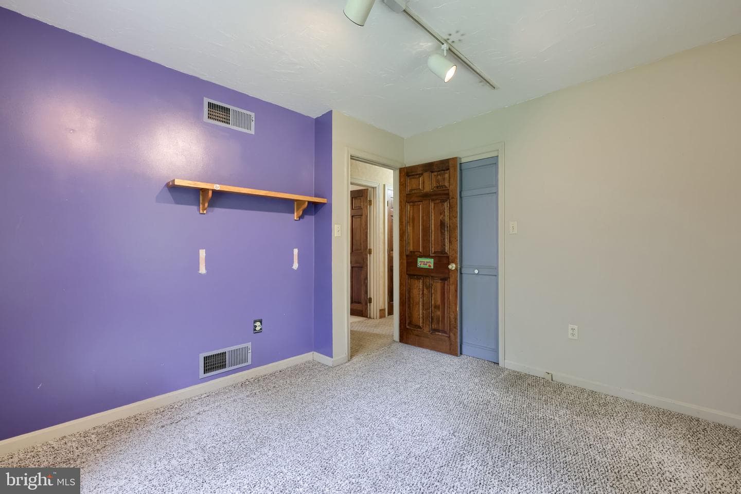 355 Roxberry Road photo 23