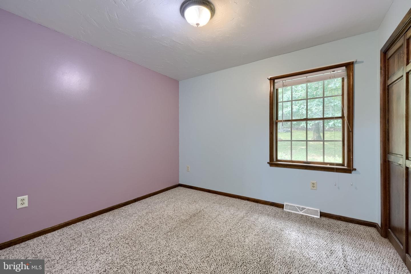 355 Roxberry Road photo 25