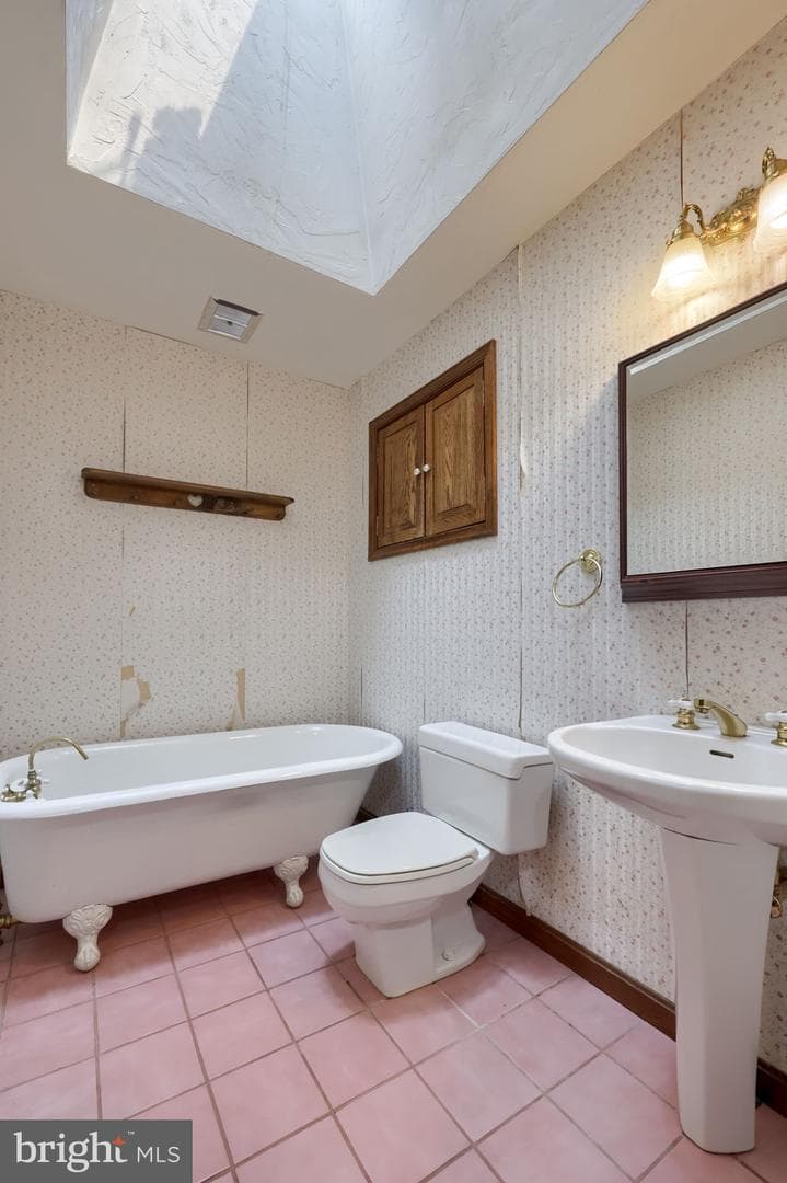 355 Roxberry Road photo 26
