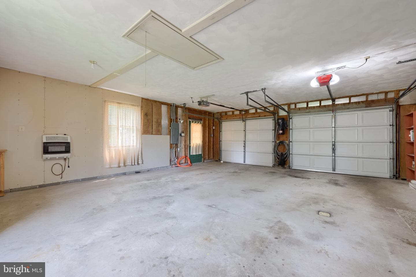 355 Roxberry Road photo 37