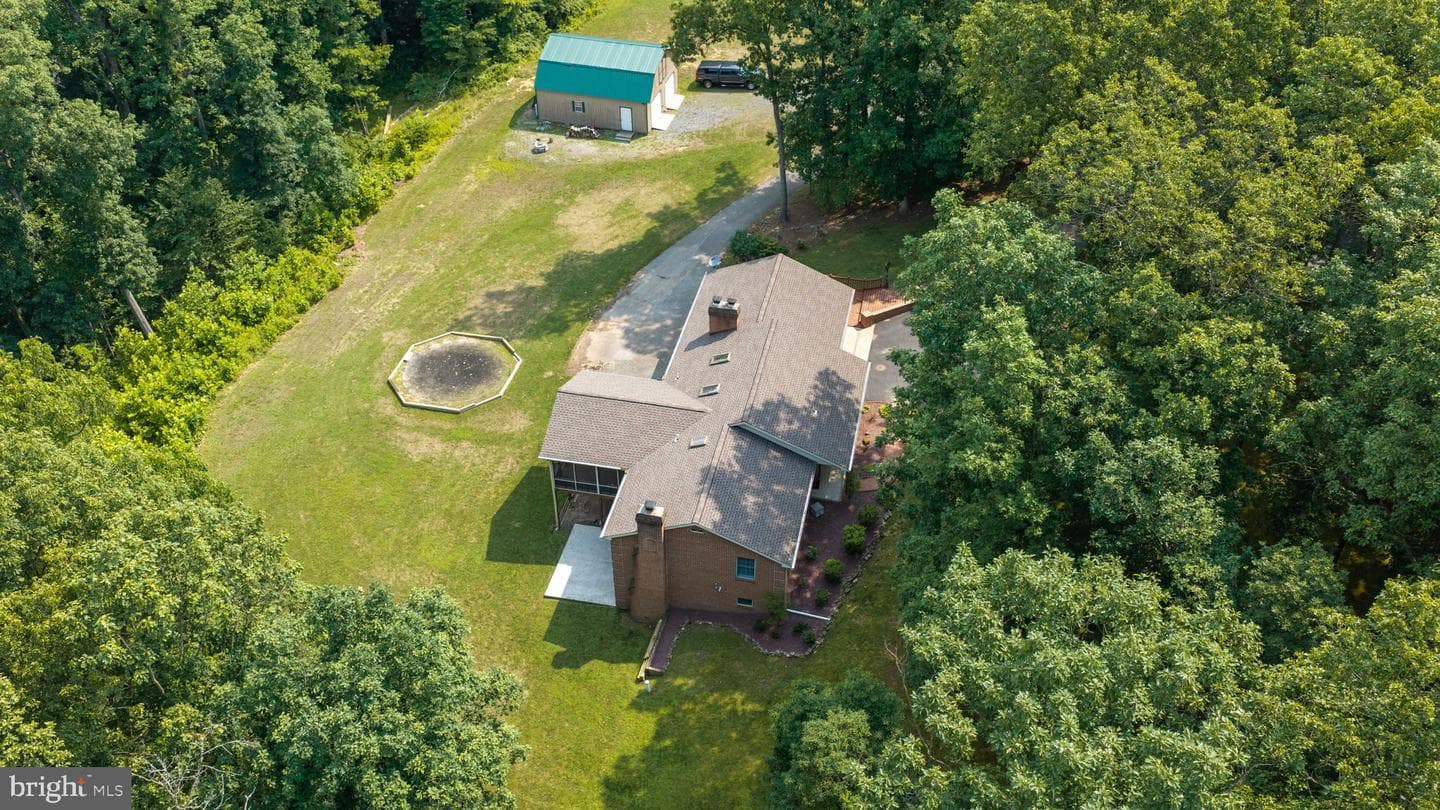 355 Roxberry Road photo 53