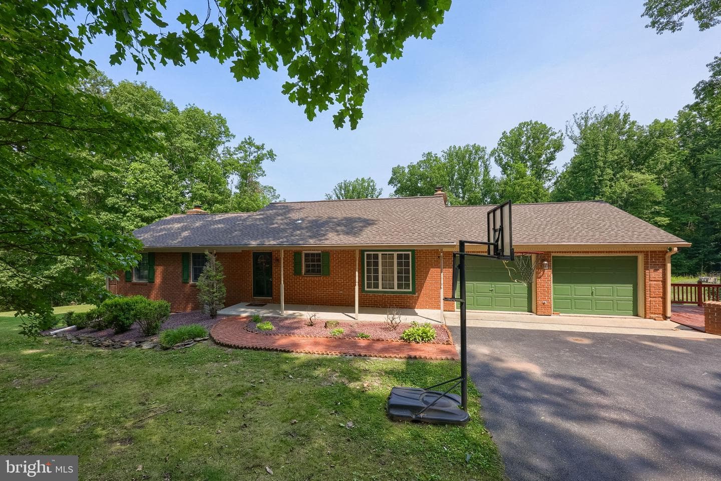 355 Roxberry Road photo 56