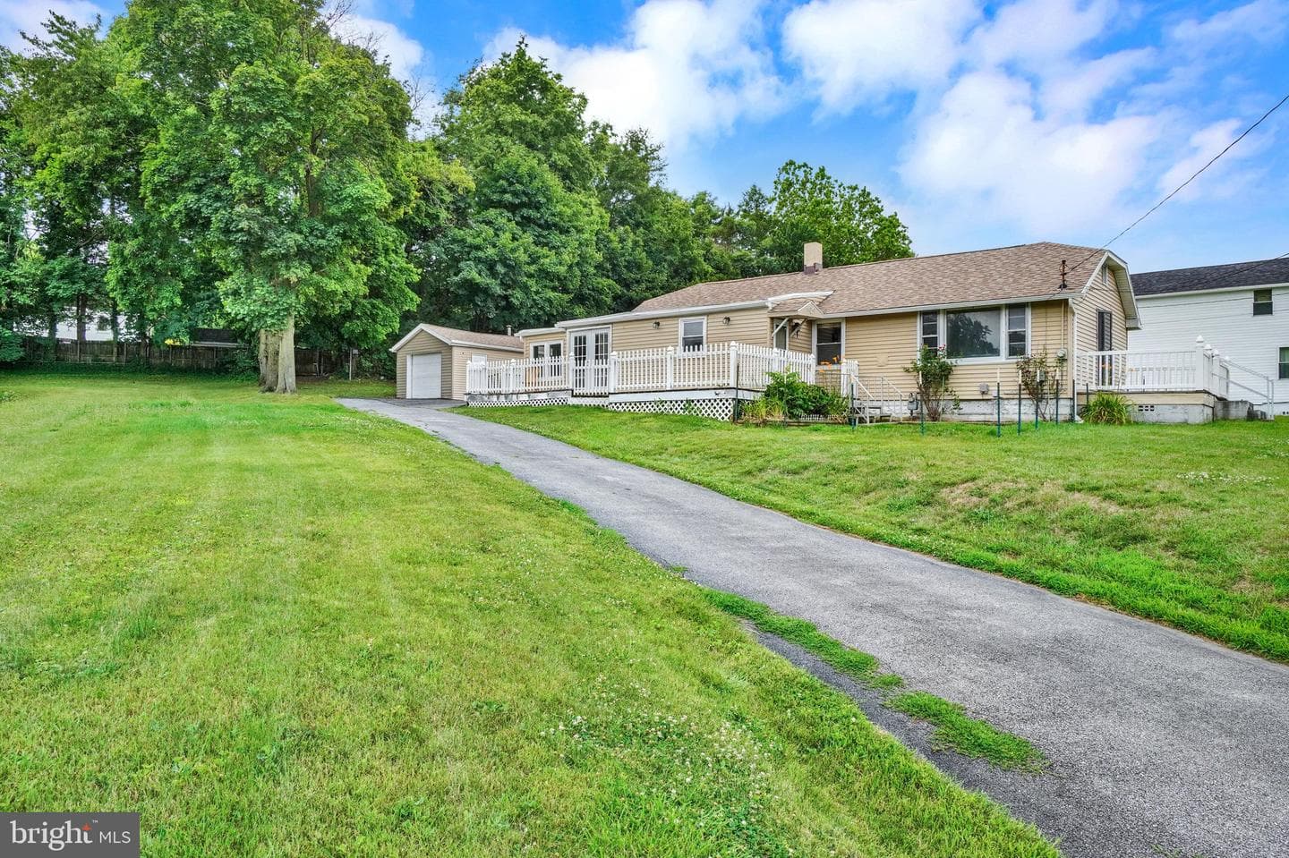 32 Woodland Avenue, York