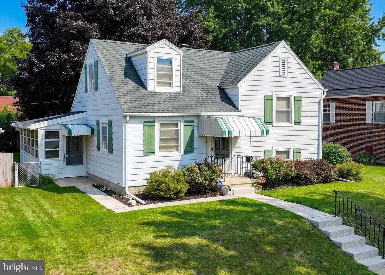 801 Carl Street, York