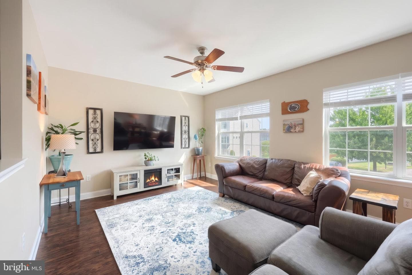 2432 Schultz Way photo 13
