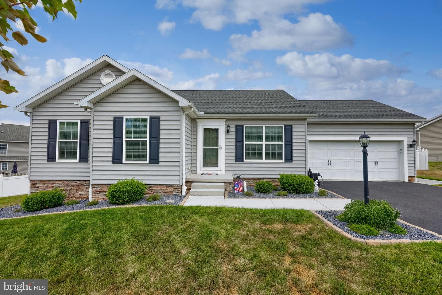 226 N Alpine Drive, York