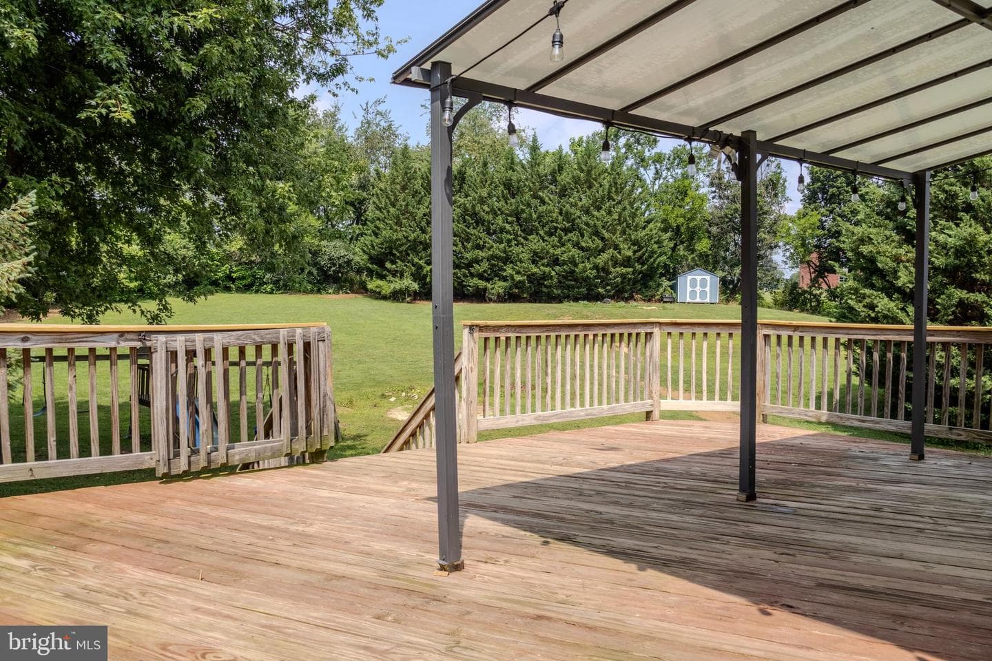 273 Smeach Drive photo 32