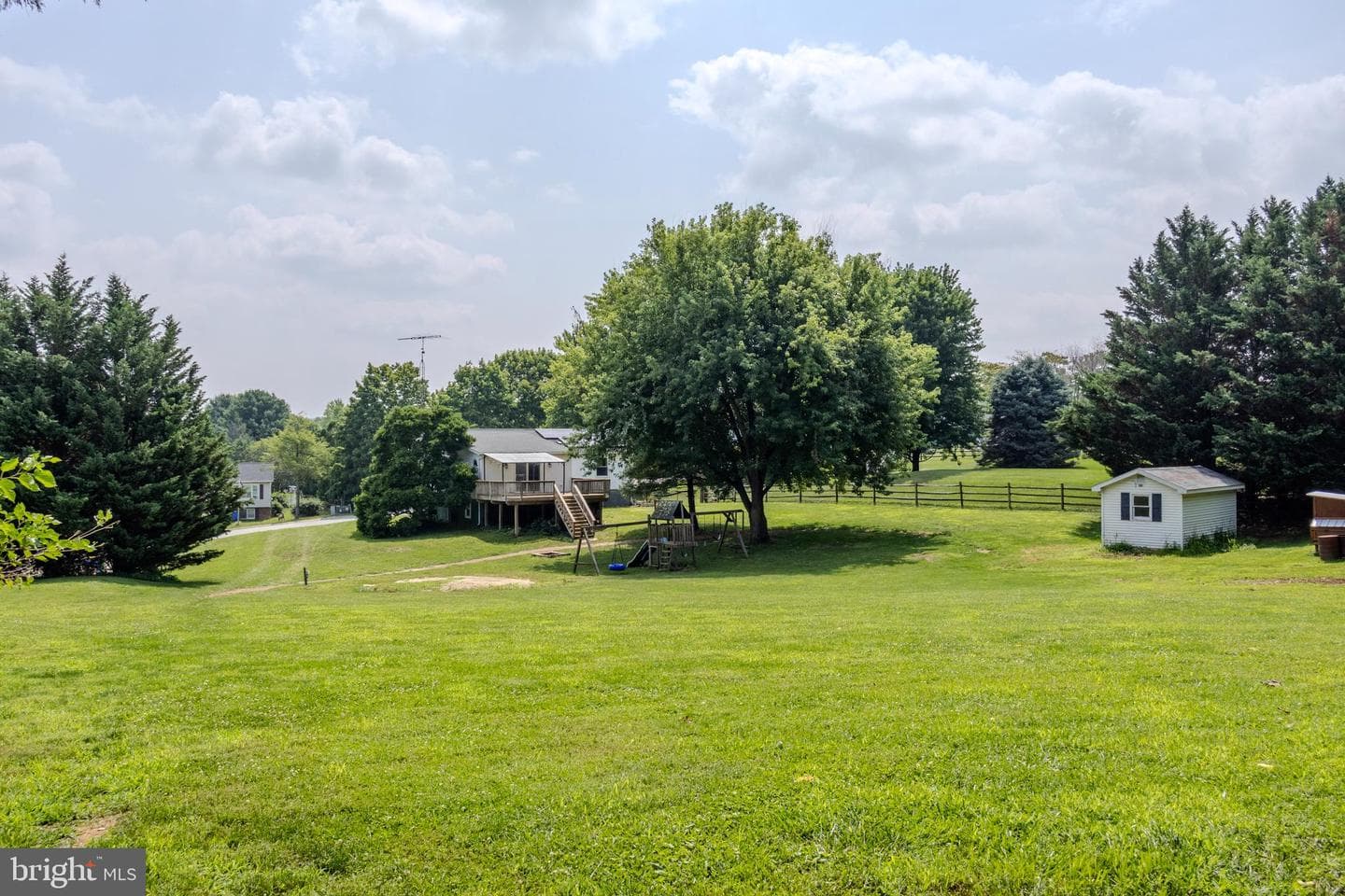 273 Smeach Drive photo 46