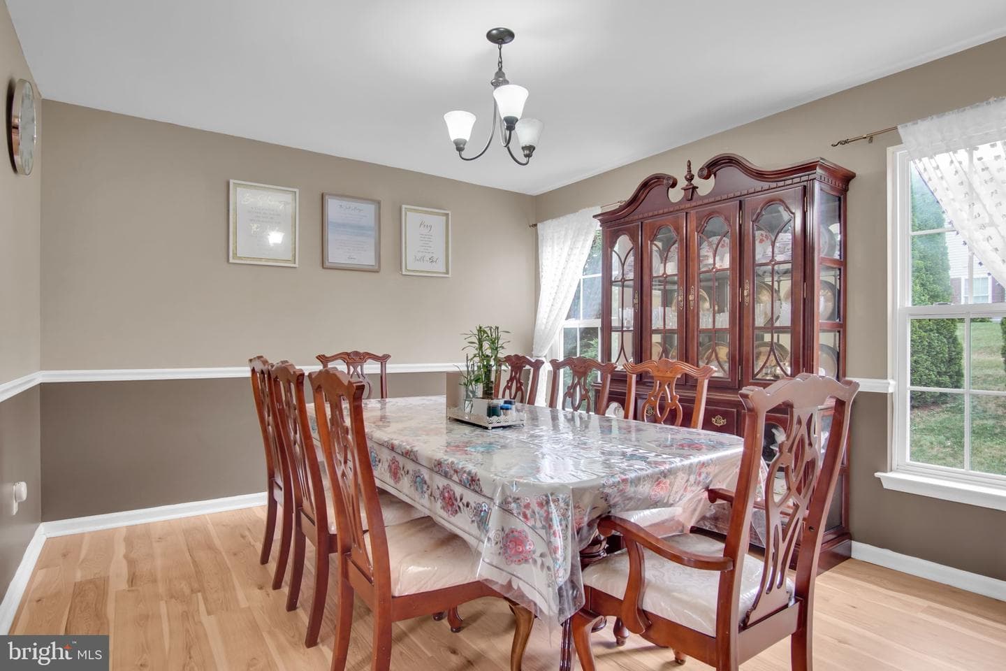 7485 Seneca Ridge Drive photo 11