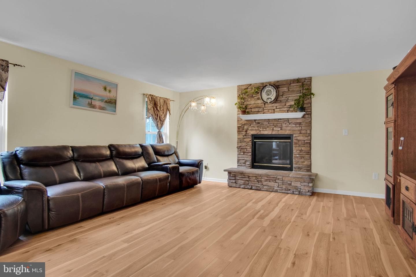 7485 Seneca Ridge Drive photo 16